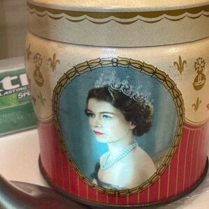 Vintage Royal Portrait Tin Queen Elizabeth II